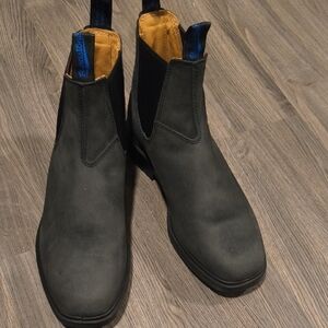 Blundstone Dark Gray Chelsea Boots